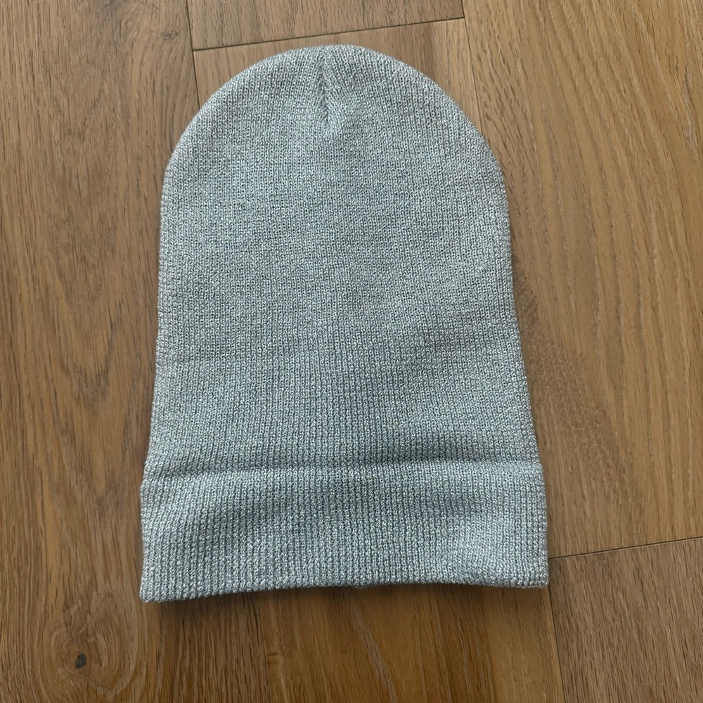 NWT Anthropology sparkle beanie in silver! - Picture 3 of 7